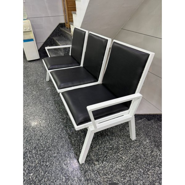 3 Seater Black Cushion Waiting Chair with Square Legs Design