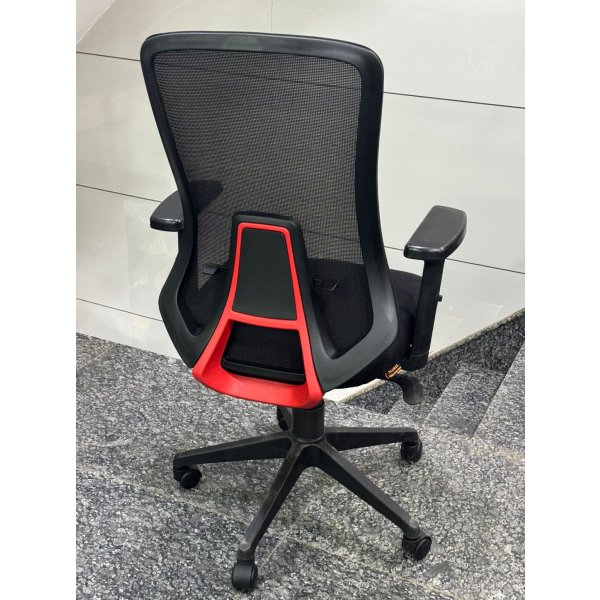 3D Handle Vista Base Mesh Office Chair - Comfort Meets Style