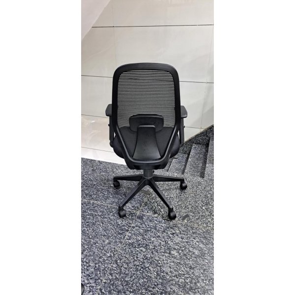 Aero Flex Office Chair: Comfort Meets Style in Your Workspace