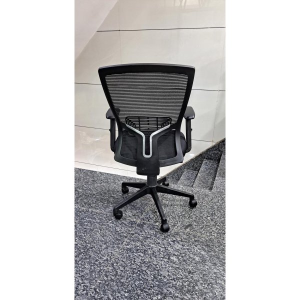 AeroFlex Chair Black - Mid-Back Net Chair: Comfort Meets Style