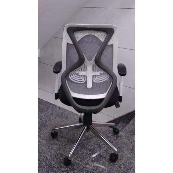 Executive Mesh Chair in White (High Back) Design