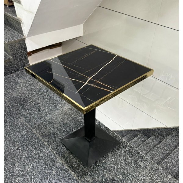 Pyramid Single Pillar Restaurant Table