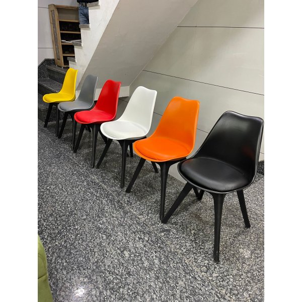 Soft-Seated Armless Chair for Cafe/ Dining Best